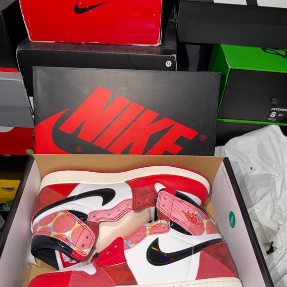 Jordan 1 Spider-Man High-Top Sneakers Brand New Size 7y - Picture 3 of 6